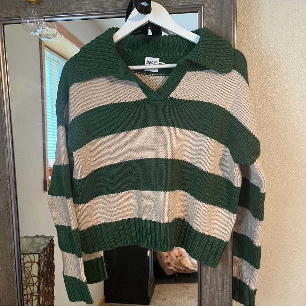 Princess Polly Forest Green and Cream V-Neck Sweater